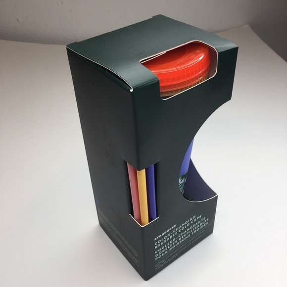 Starbucks Limited Edition NWT color changing cups.